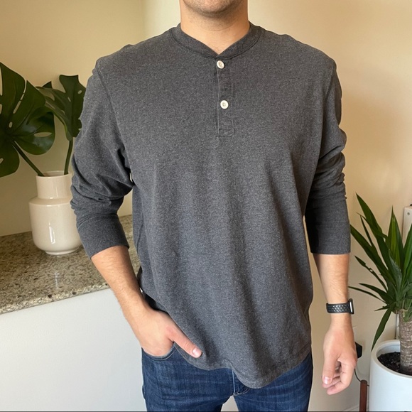 Gap long sleeved T-shirt in gray - Picture 2 of 5